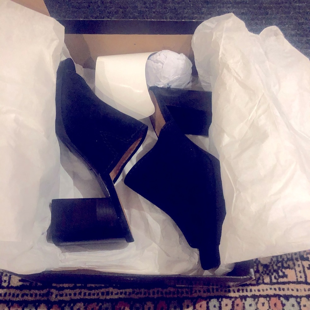 Frye Blake mule black suede size 8.5